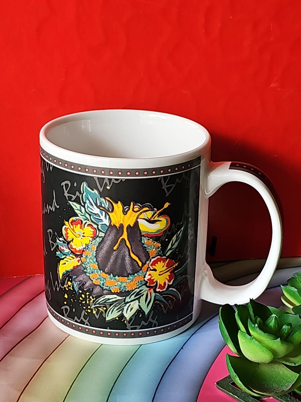 Vintage 2002 Hilo Hattie Hawaii Tropical Volcano Eruption Black Souvenir Mug